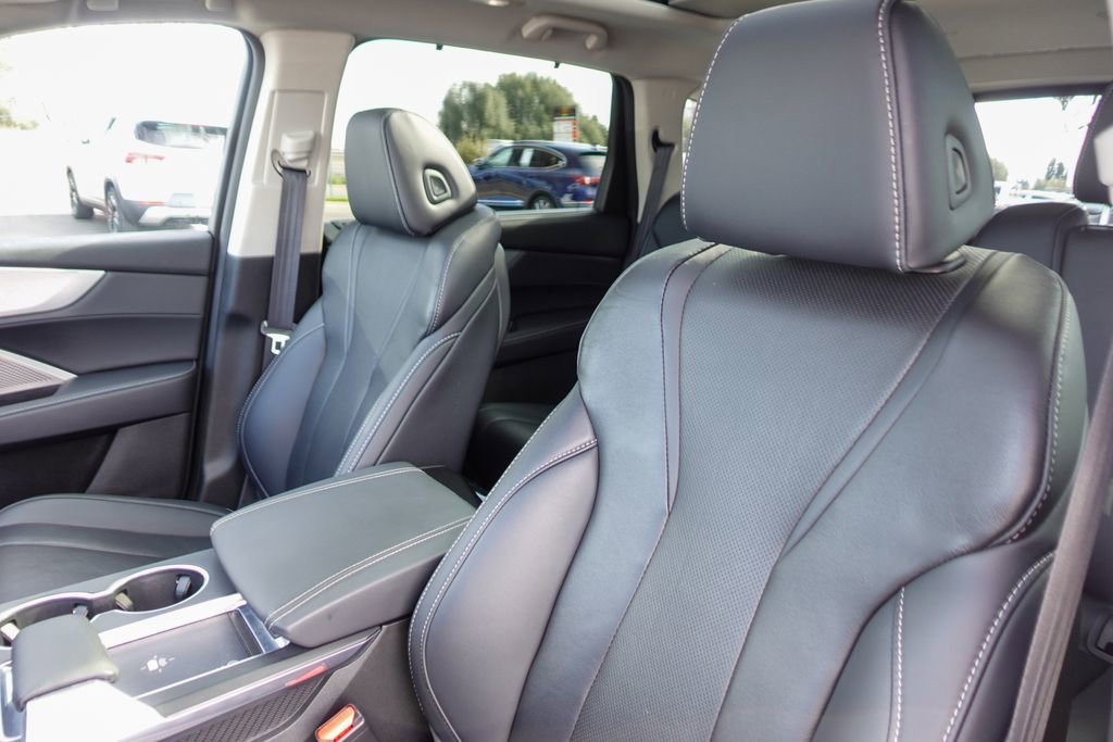 Used 2023 Acura MDX SH-AWD w/ Technology Package image 23
