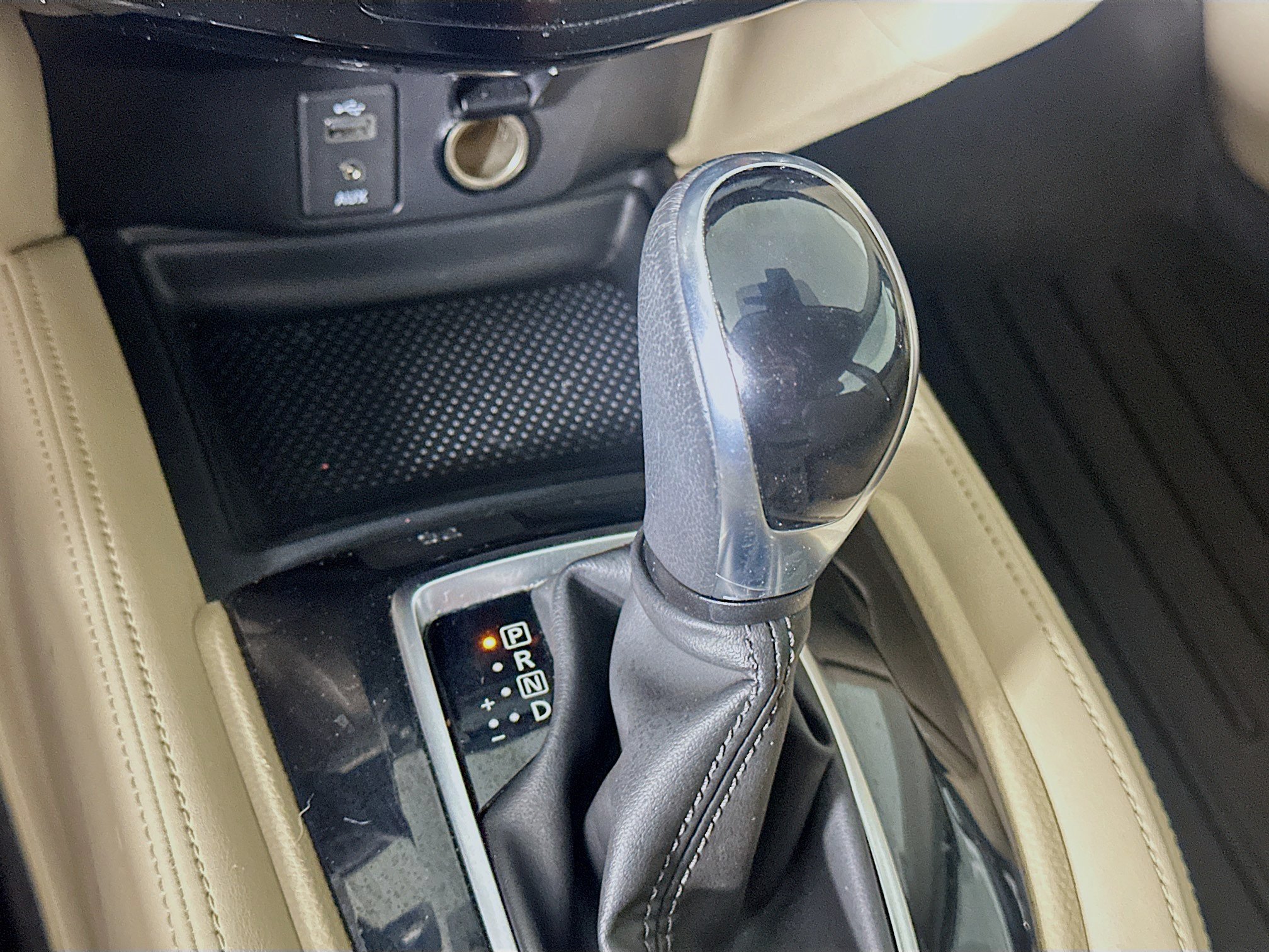 Used 2017 Nissan Rogue SL FWD image 25