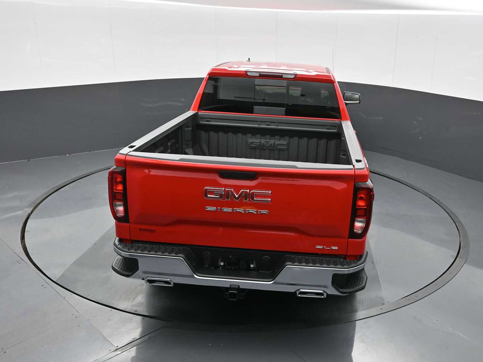 New 2026 GMC Sierra 1500 SLE w/ X31 Off-Road Package image 16