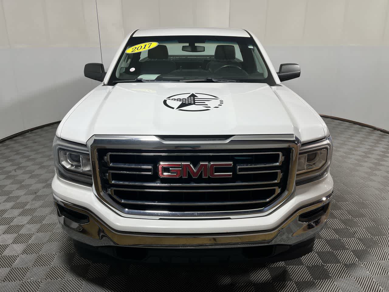 Used 2017 GMC Sierra 1500 2WD Regular Cab image 3