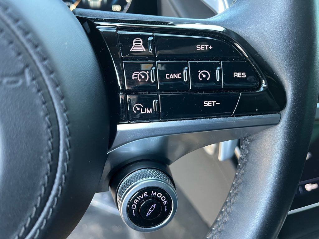 Used 2023 Maserati Grecale Modena image 9