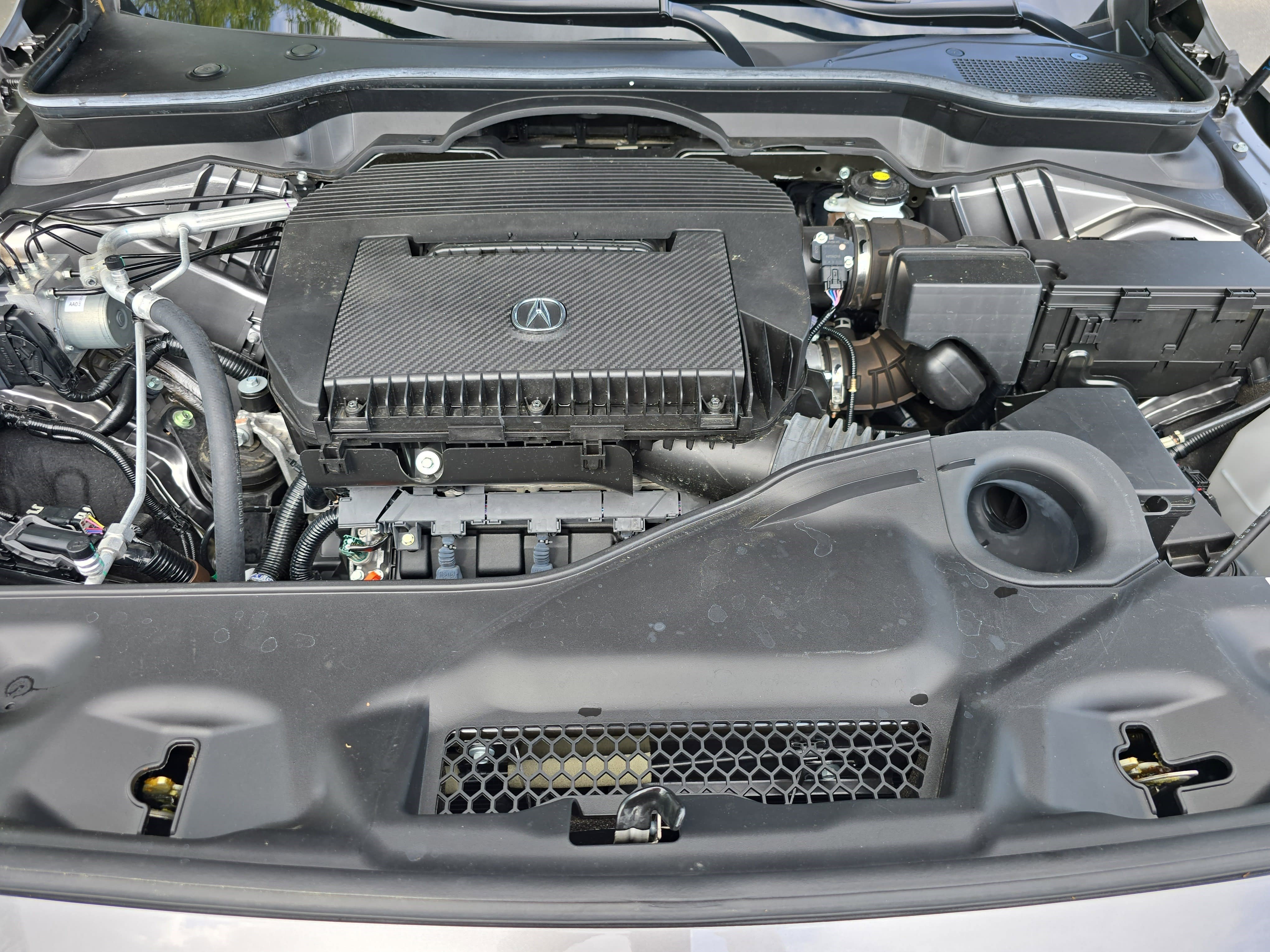 Used 2024 Acura MDX SH-AWD w/ Technology Package image 33