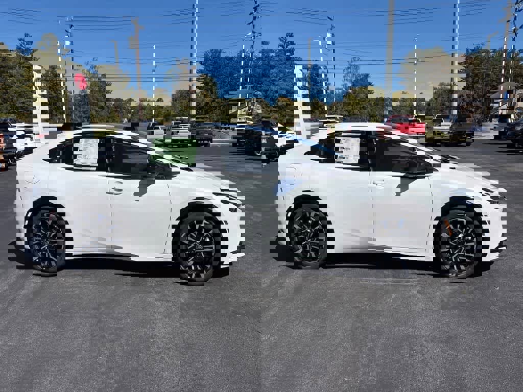 New 2026 Toyota Prius XSE Premium image 2