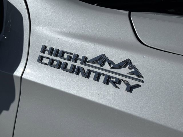 Certified 2023 Chevrolet Suburban High Country image 32