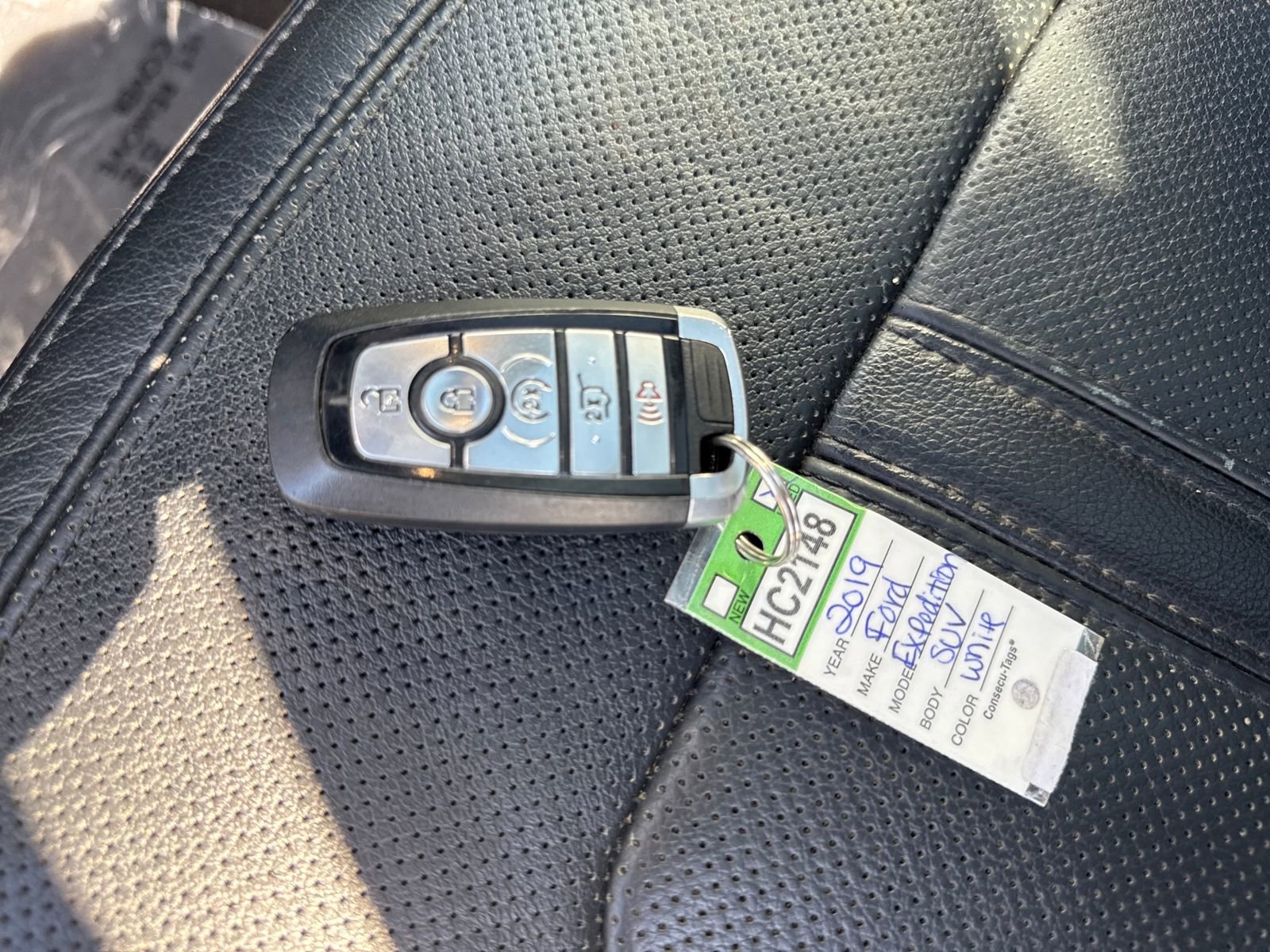 Used 2019 Ford Expedition Limited w/ Equipment Group 302A image 29