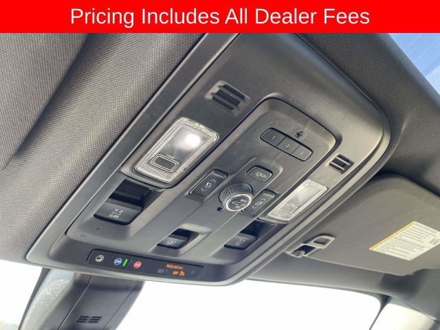 Used 2021 Chevrolet Suburban Premier w/ Premium Package AWD/4WD image 27