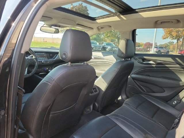 Used 2018 Buick Regal Essence w/ Sights and Sounds Package AWD/4WD image 23