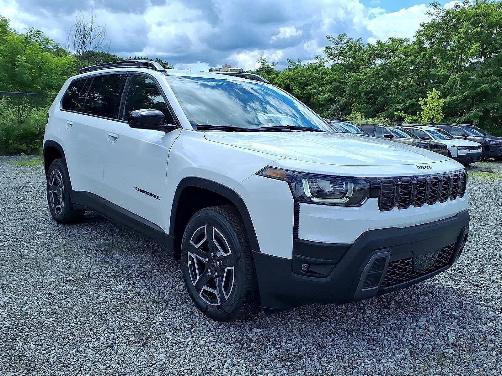 New 2026 Jeep Cherokee Laredo AWD/4WD image 4