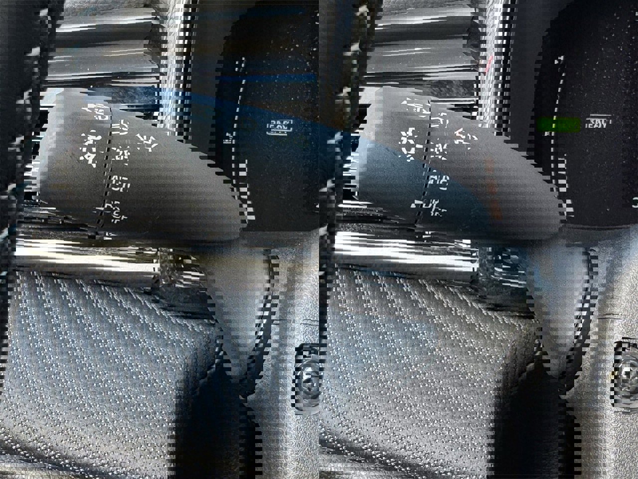 Used 2025 Toyota Camry Hybrid image 23