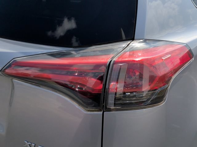 Used 2016 Toyota RAV4 XLE FWD image 11