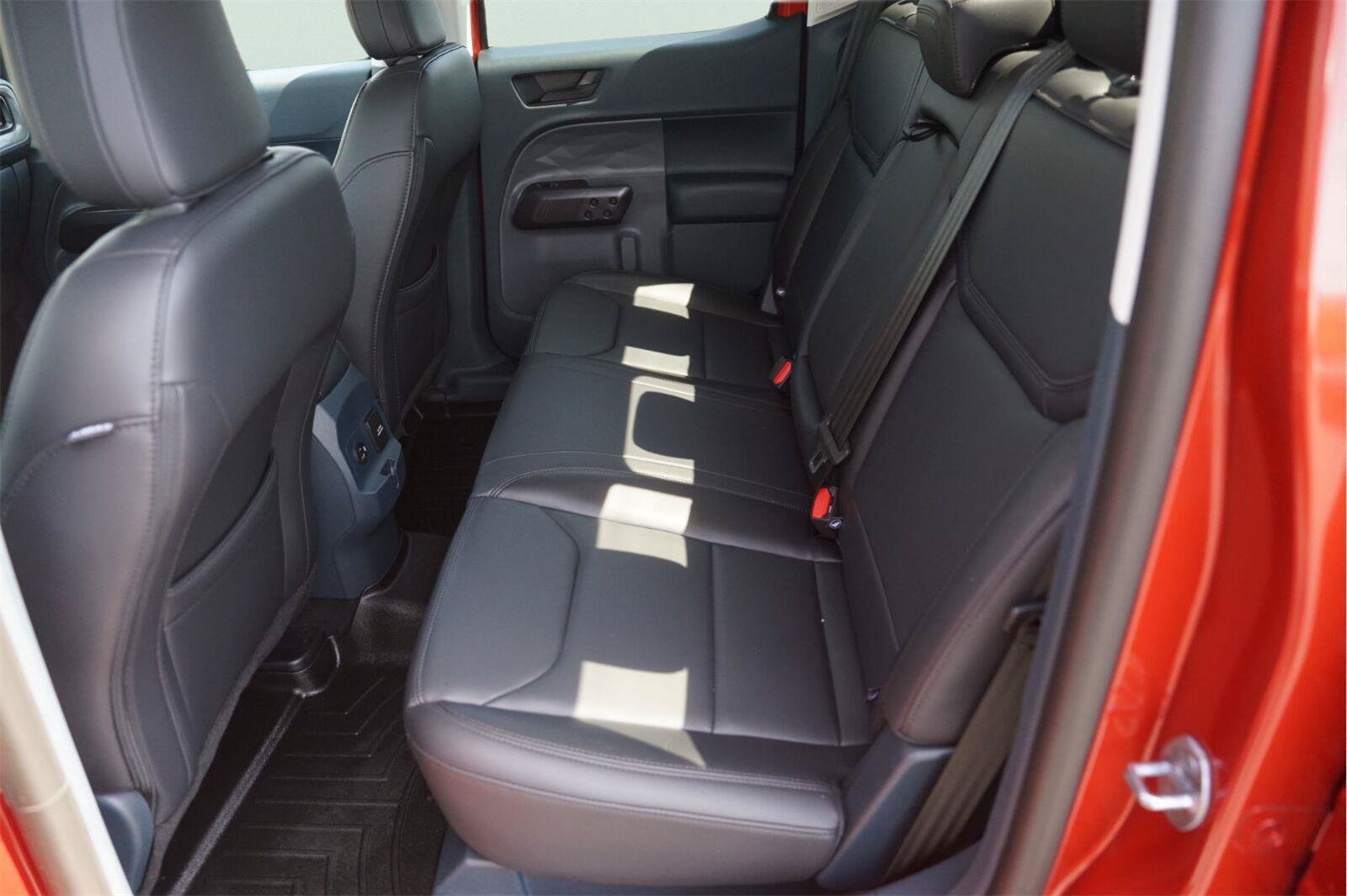 Used 2024 Ford Maverick Lariat w/ Black Appearance Package FWD image 13