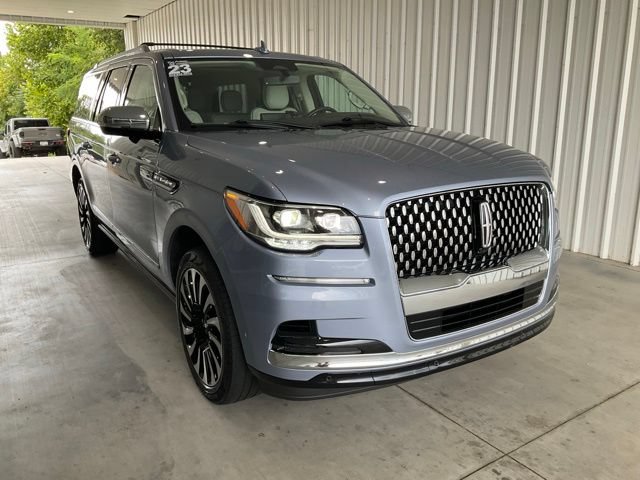 Used 2023 Lincoln Navigator L Black Label AWD/4WD image 27