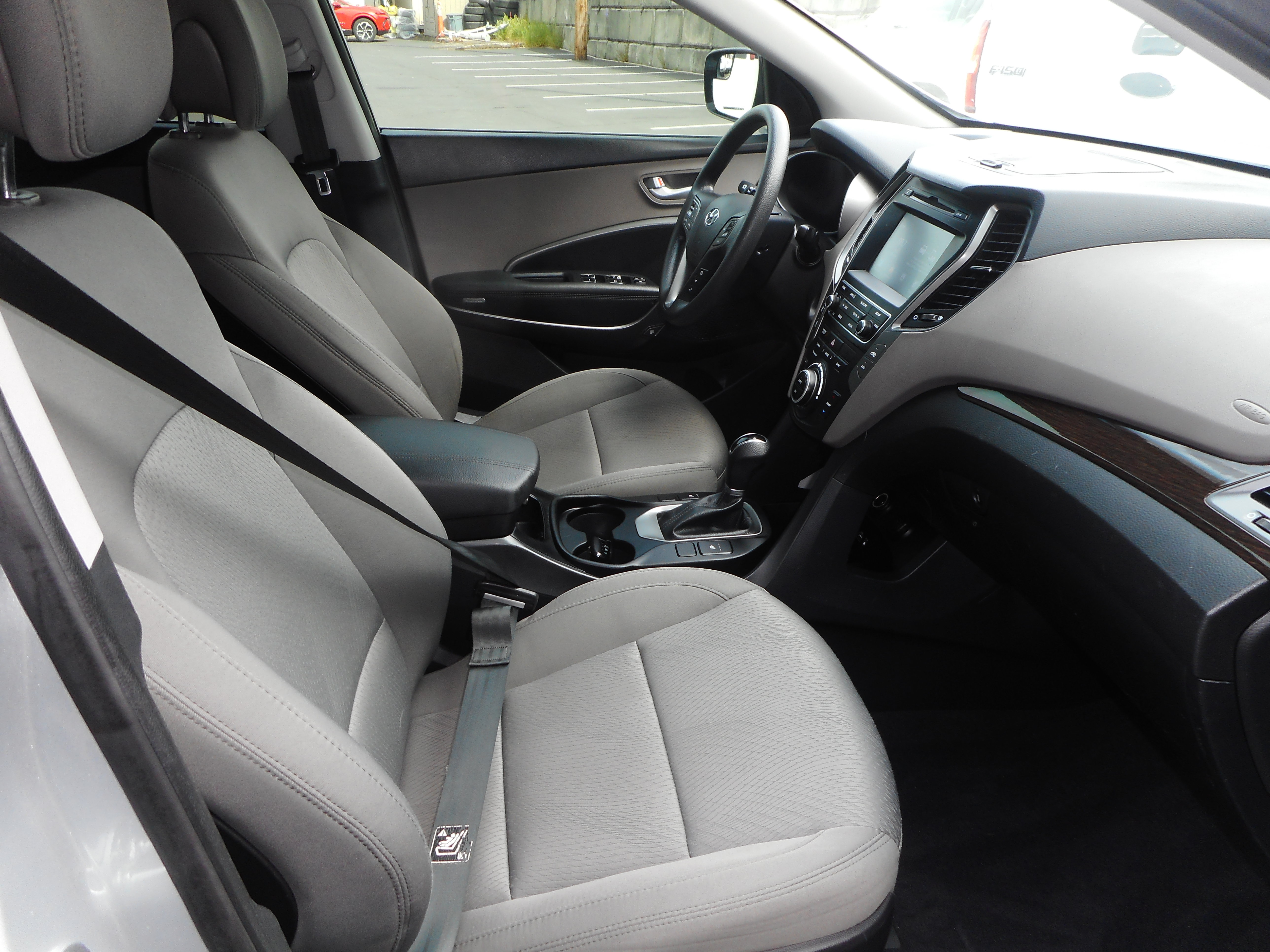 Used 2018 Hyundai Santa Fe Sport w/ 2.4L Value Package 02 AWD/4WD image 26