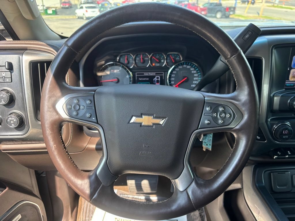 Used 2017 Chevrolet Silverado 2500 LTZ w/ Duramax Plus Package AWD/4WD image 28