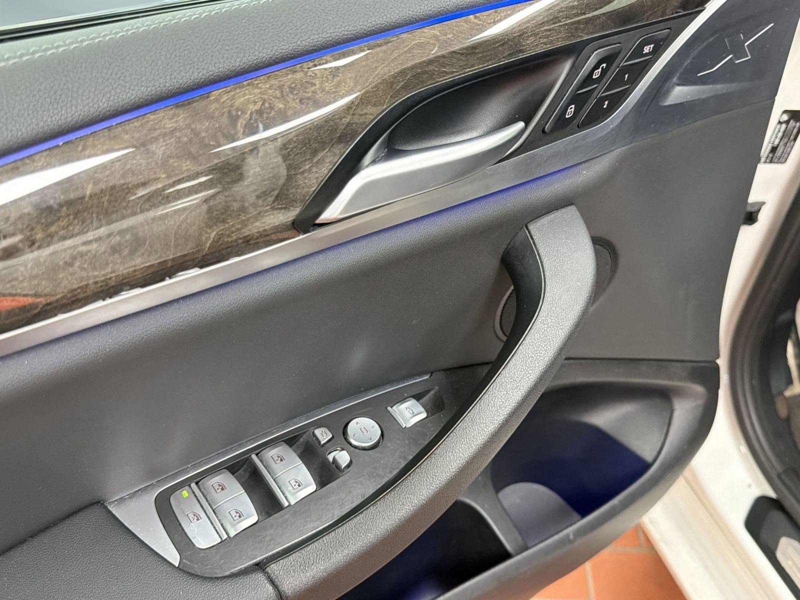 Used 2020 BMW X4 M40i w/ Premium Package image 22