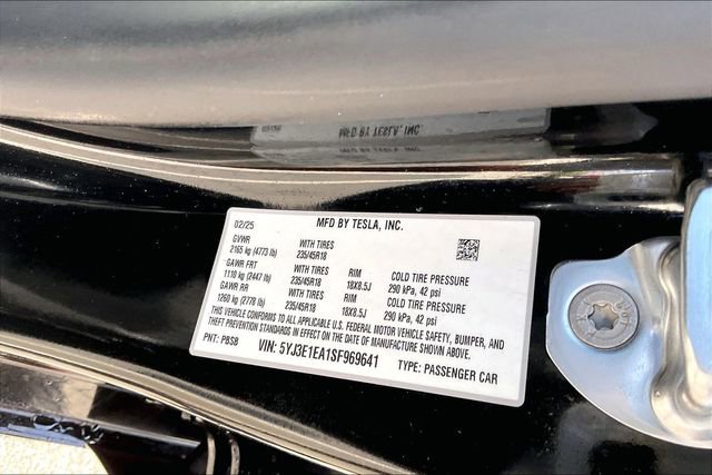 Used 2025 Tesla Model 3 Long Range RWD image 33