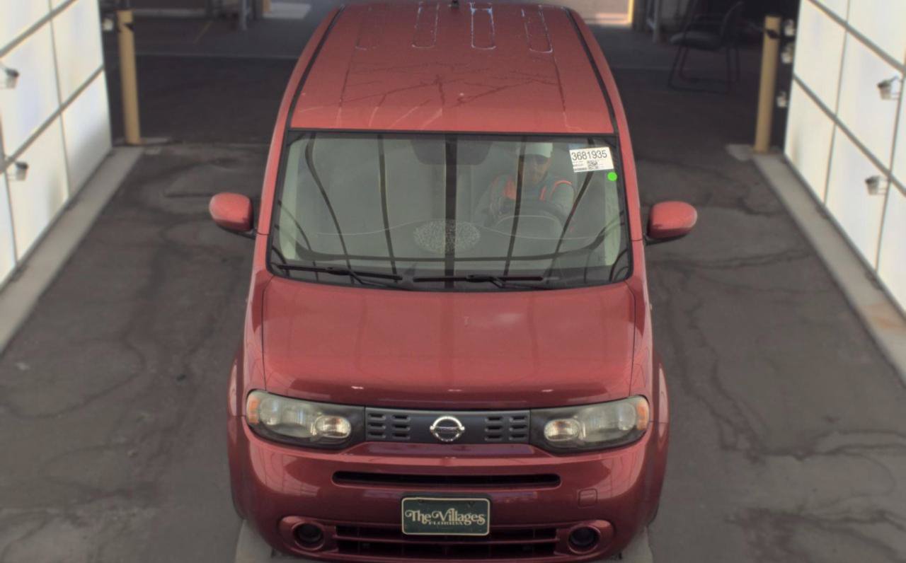 Used 2009 Nissan Cube 1.8 S w/ Interior Designer Pkg FWD image 2