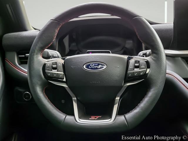 Used 2025 Ford Explorer ST w/ Sun And Sound Package AWD/4WD image 16