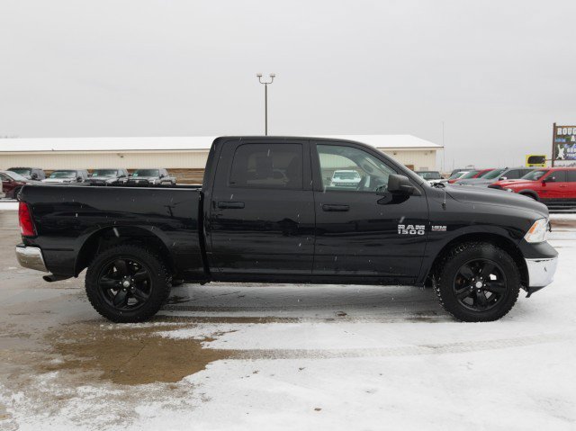 Used 2017 RAM 1500 Classic SLT image 6