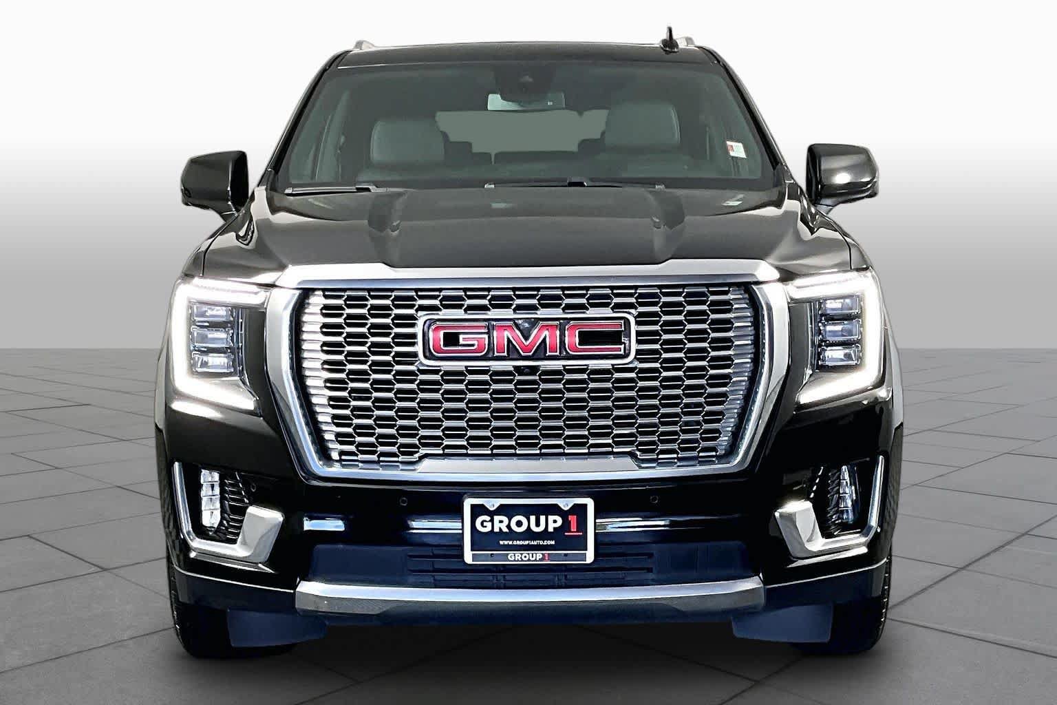 Used 2023 GMC Yukon Denali RWD image 4