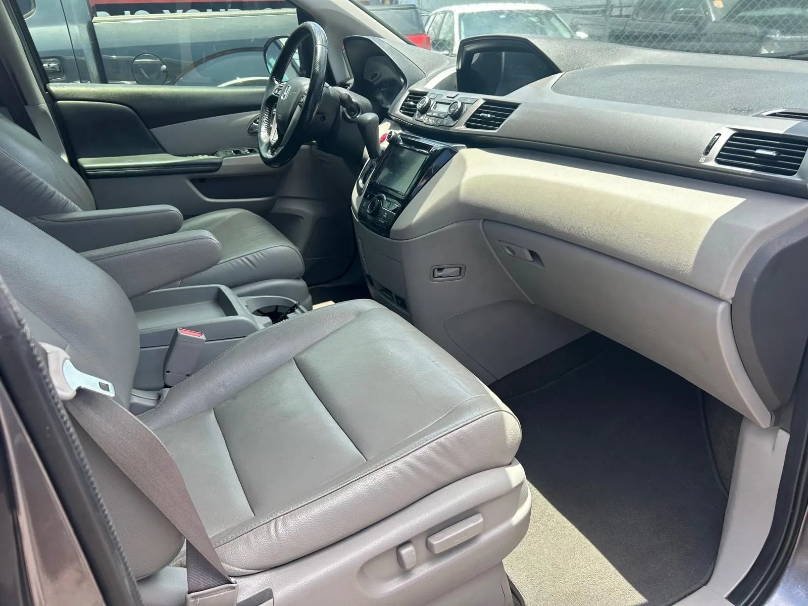 Used 2015 Honda Odyssey EX-L image 17