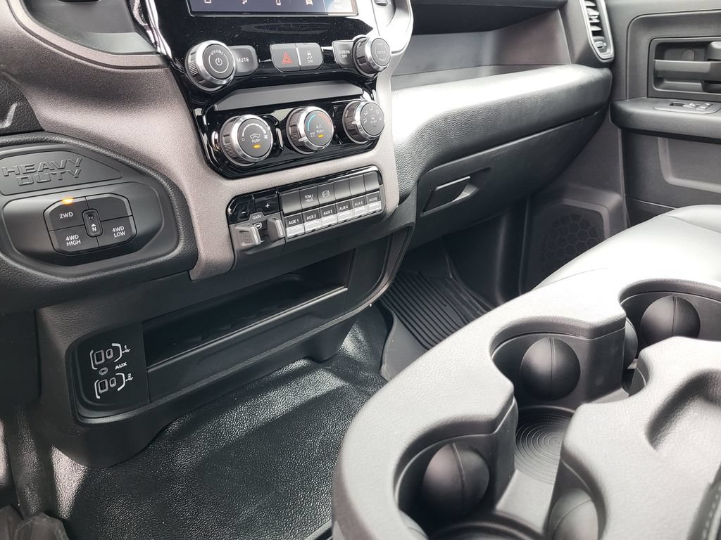 New 2026 RAM 2500 Tradesman AWD/4WD image 22