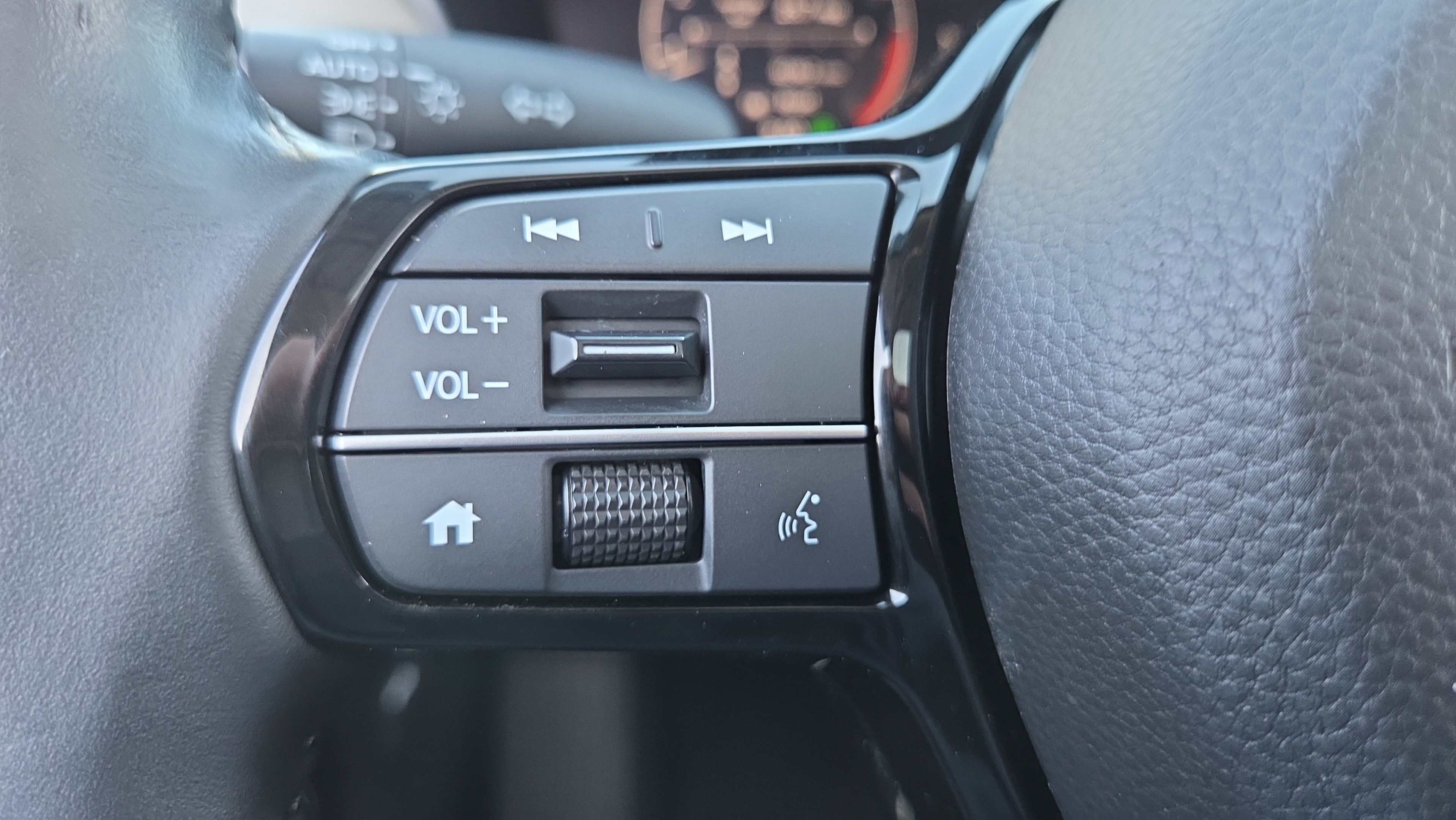 Certified 2023 Honda HR-V EX-L image 22