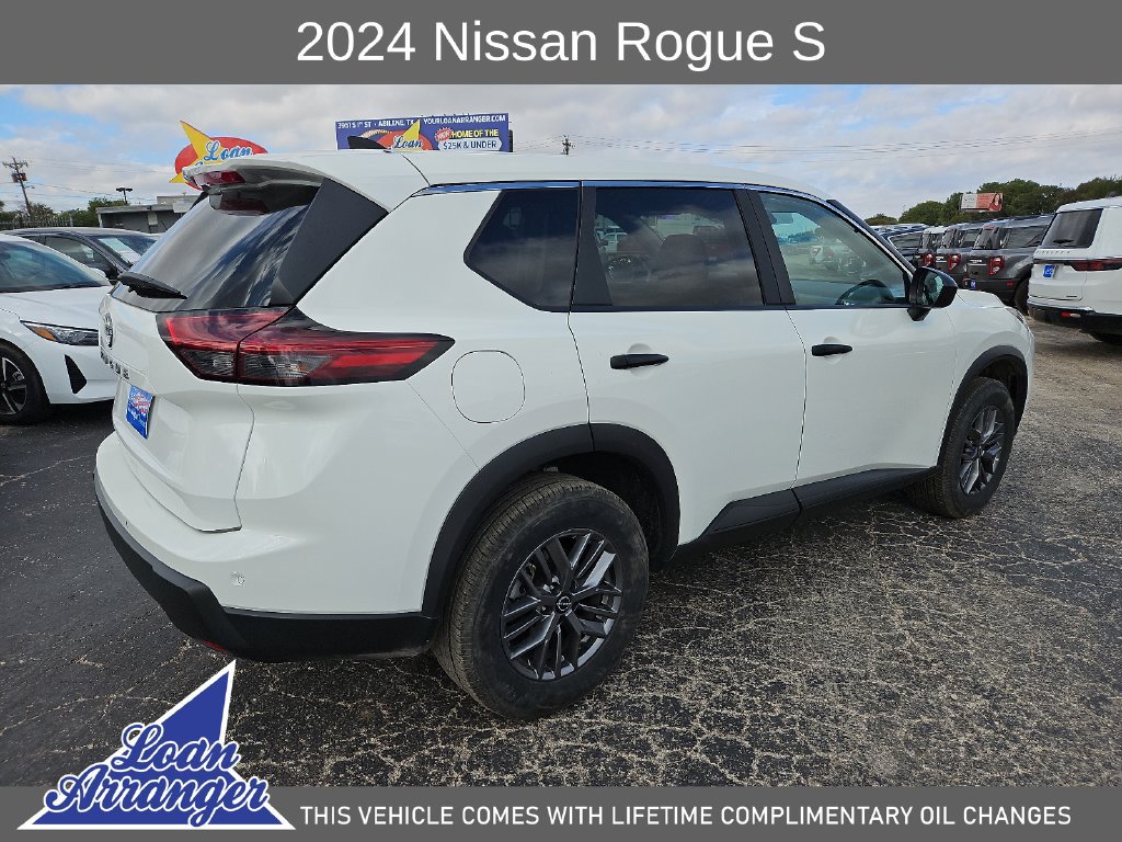 Used 2024 Nissan Rogue S FWD image 13