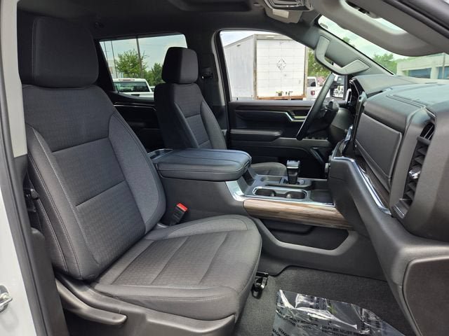 Used 2025 Chevrolet Silverado 1500 LT Trail Boss AWD/4WD image 19