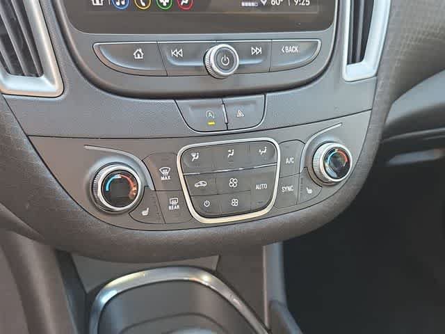 Used 2023 Chevrolet Malibu LT FWD image 35