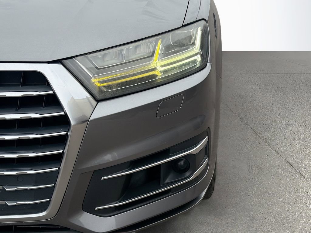 Used 2017 Audi Q7 3.0T Premium Plus w/ Premium Plus Package image 11