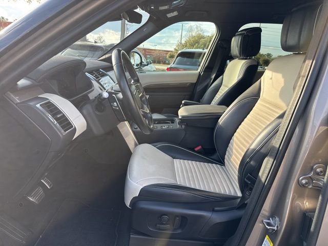 Used 2021 Land Rover Discovery HSE R-Dynamic image 16