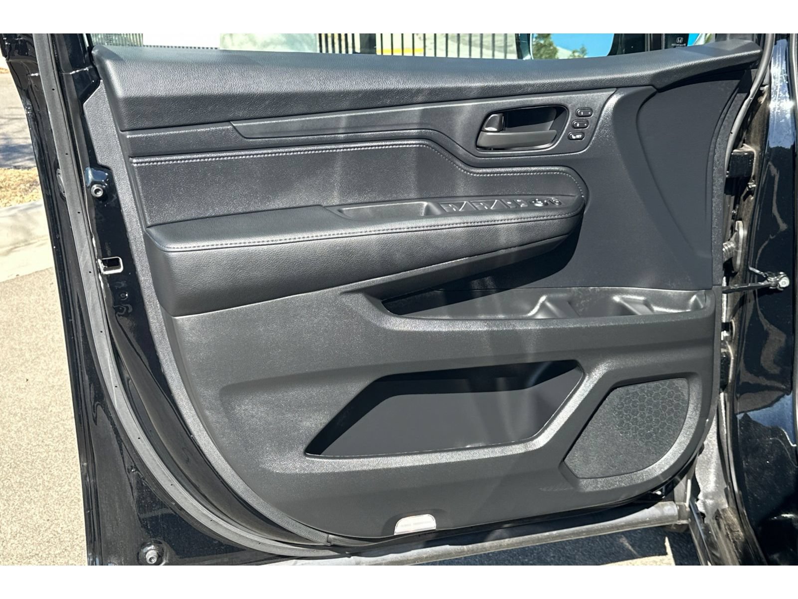 Used 2026 Honda Odyssey Sport-L image 11