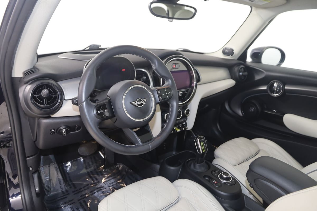 Used 2023 MINI Cooper SE FWD image 23