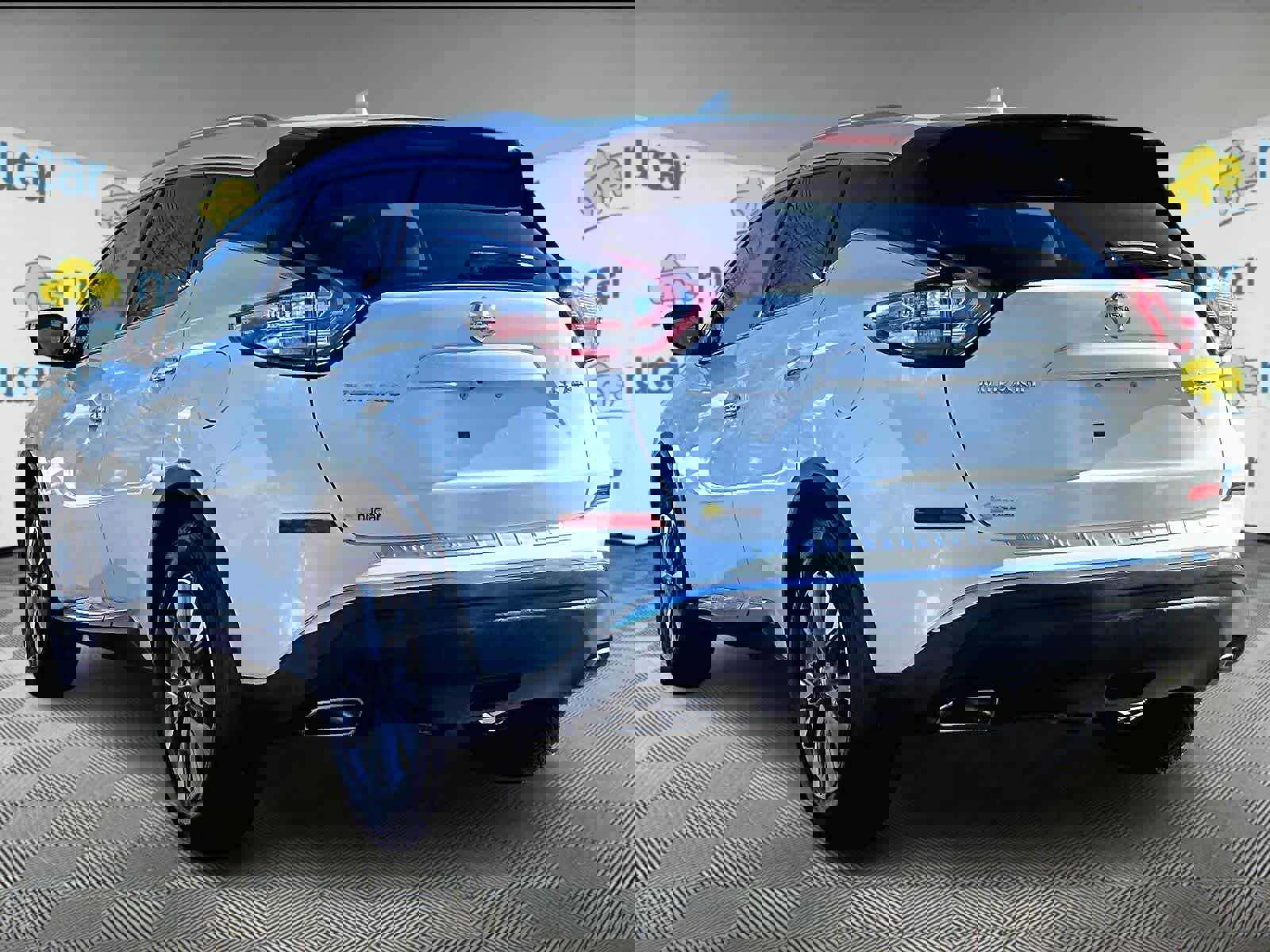 Used 2018 Nissan Murano SL w/ Moonroof Package image 4