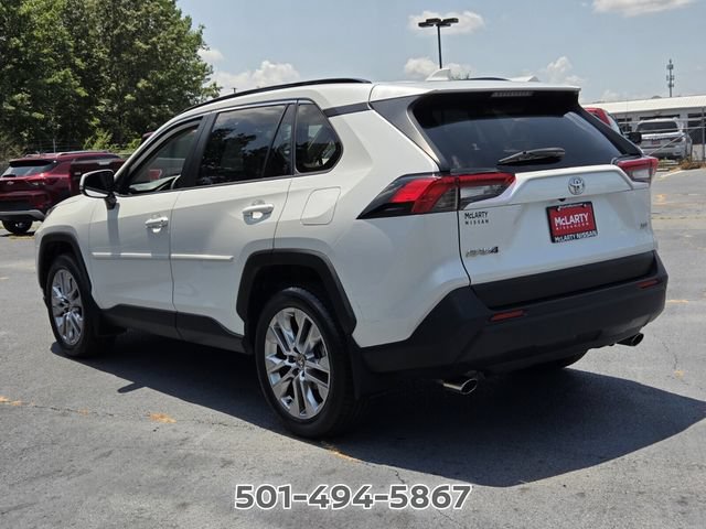 Used 2023 Toyota RAV4 XLE Premium FWD image 3