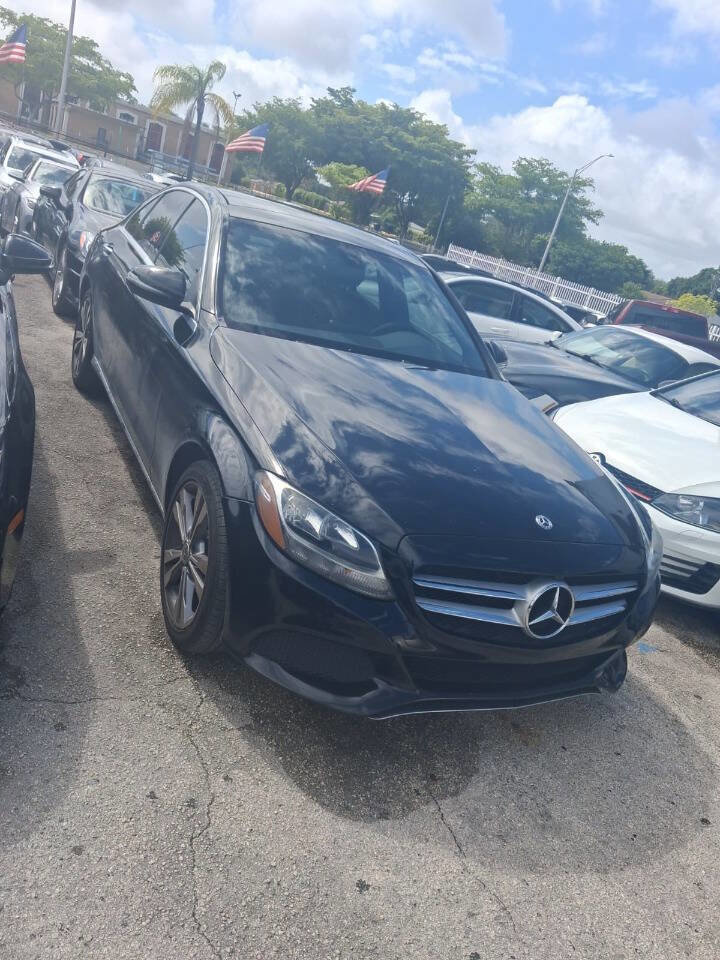 Used 2018 Mercedes-Benz C 300 4MATIC Sedan w/ Premium Package image 8