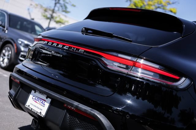 Used 2022 Porsche Macan AWD/4WD image 22