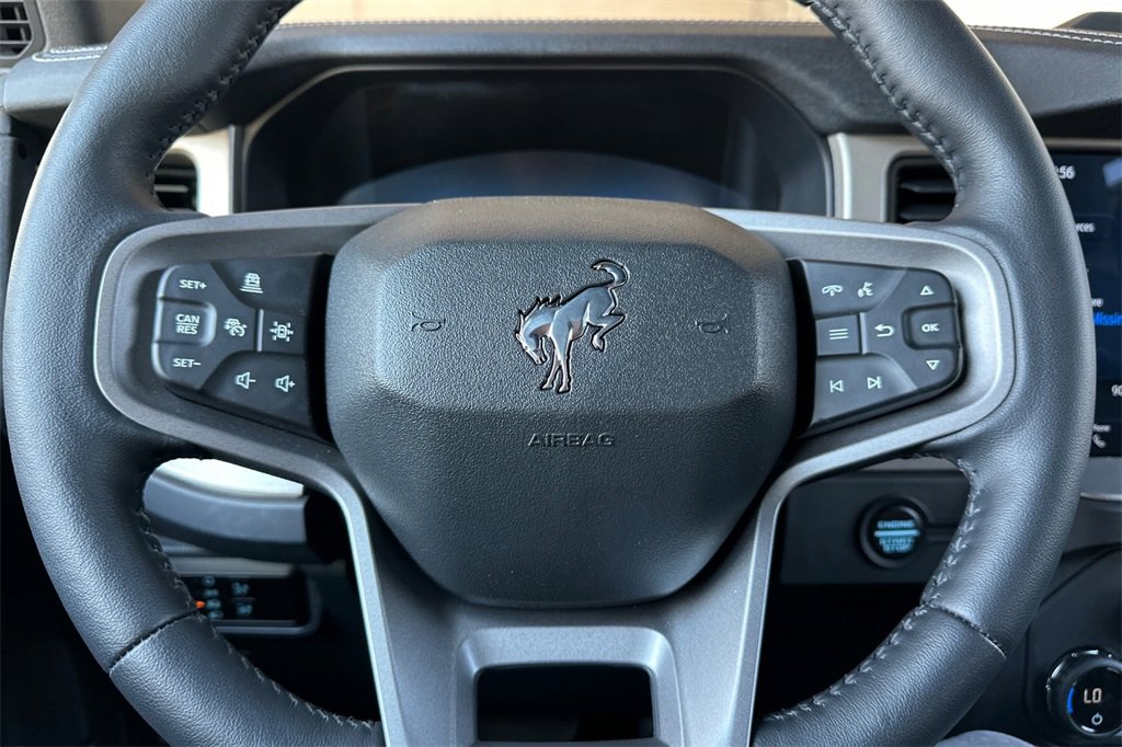 New 2025 Ford Bronco Outer Banks w/ Sasquatch Package image 21