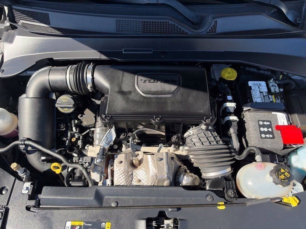 Used 2023 Jeep Compass High Altitude AWD/4WD image 17