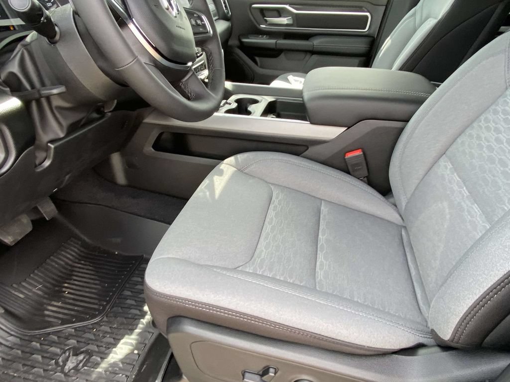New 2026 RAM 1500 Big Horn AWD/4WD image 13