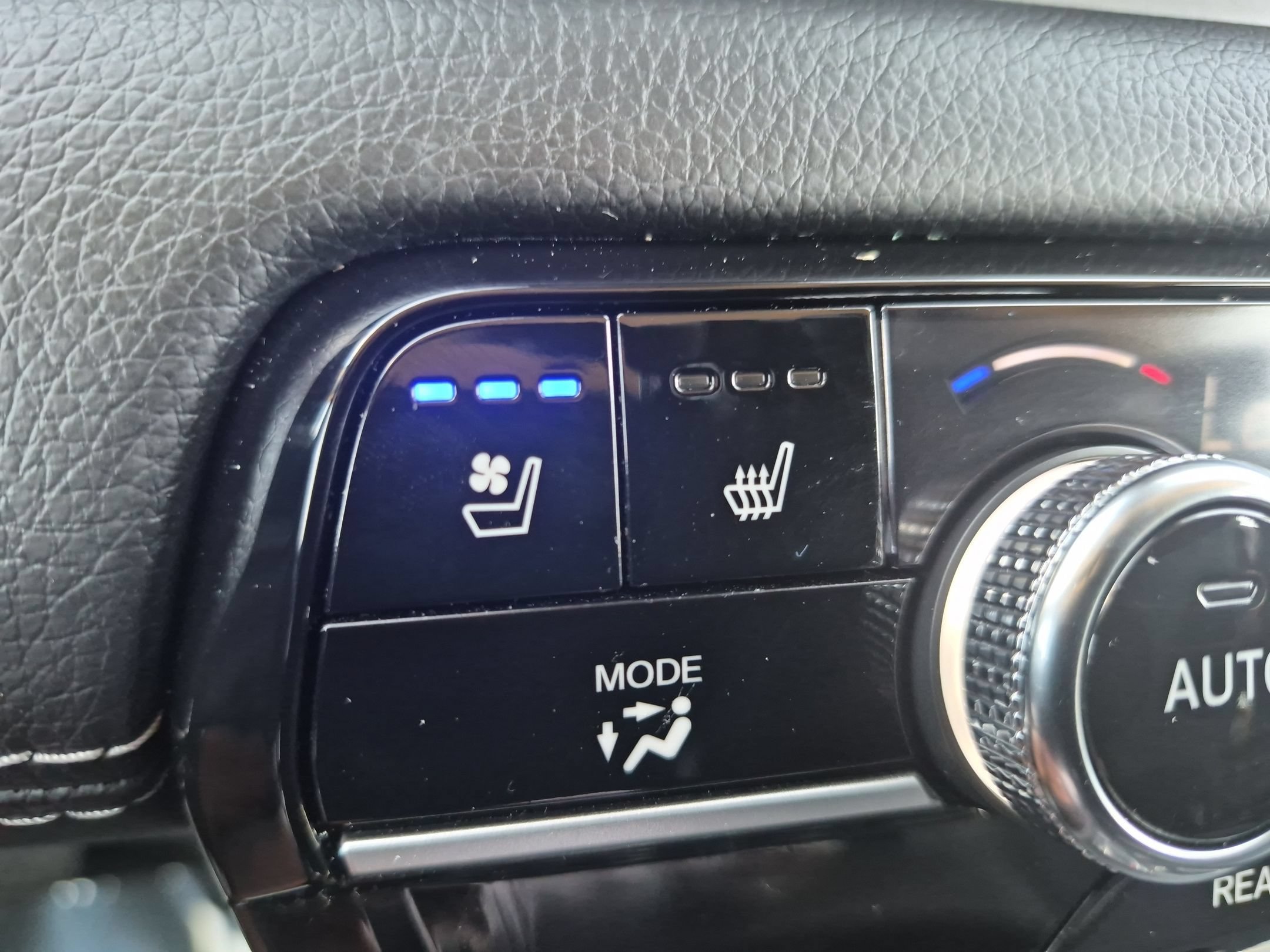 Certified 2025 Honda Pilot Elite image 21