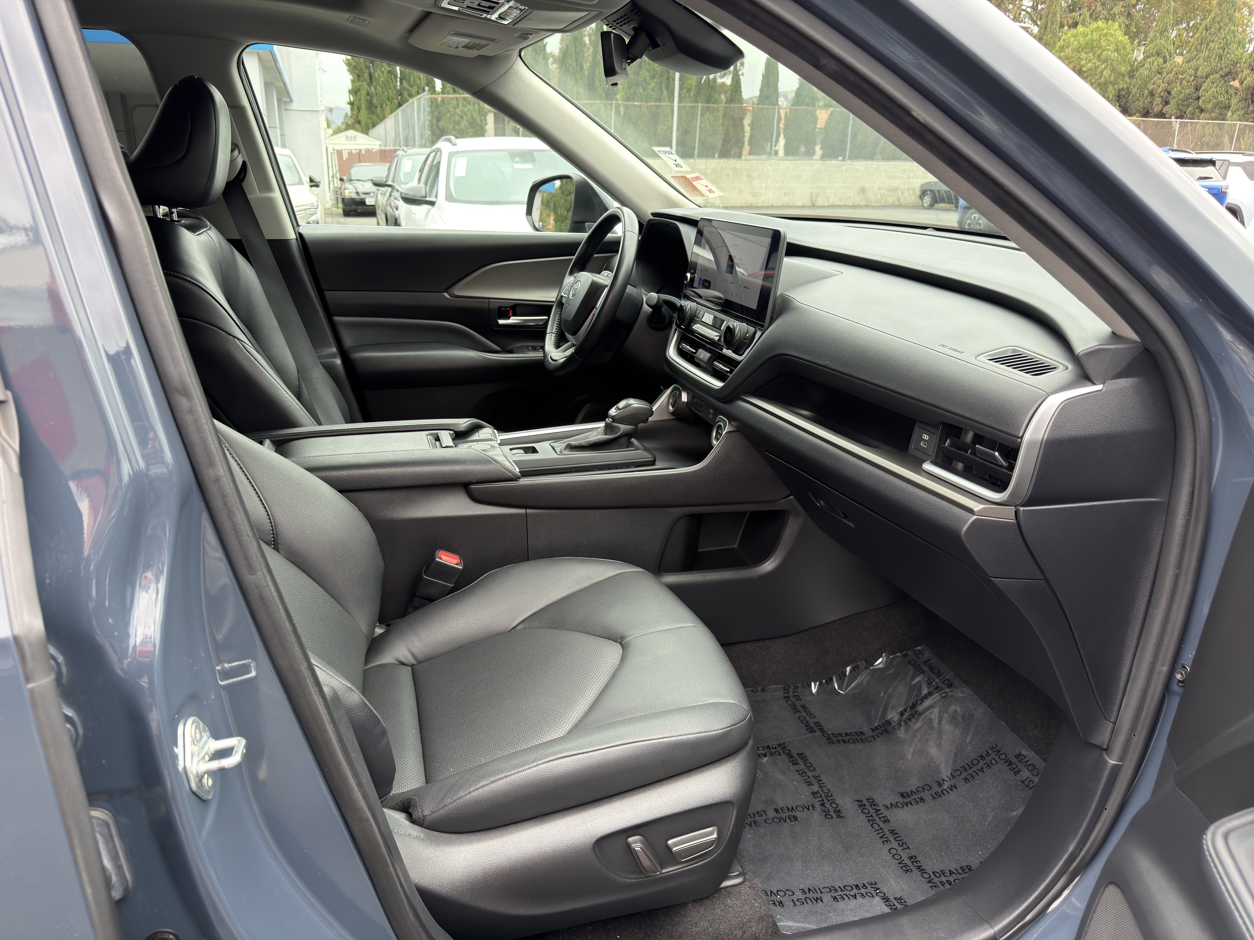 Used 2024 Toyota Grand Highlander AWD image 10