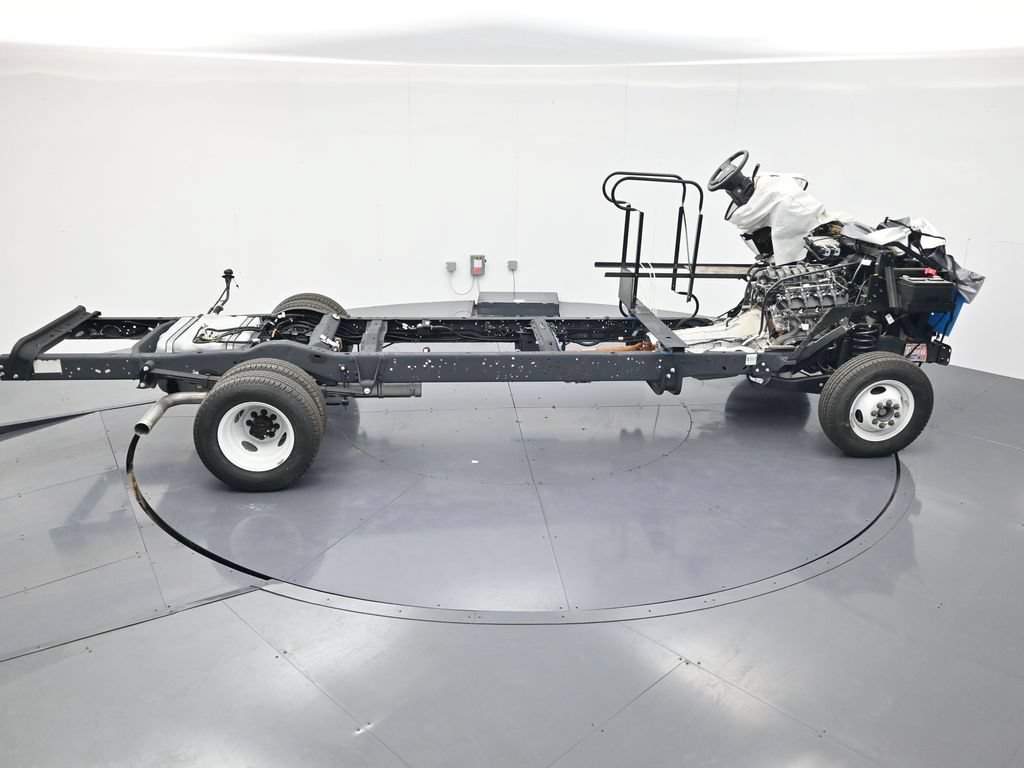 Used 2027 Ford E-350 and Econoline 350 Super Duty w/ Gaseous Engine Prep Package RWD image 12
