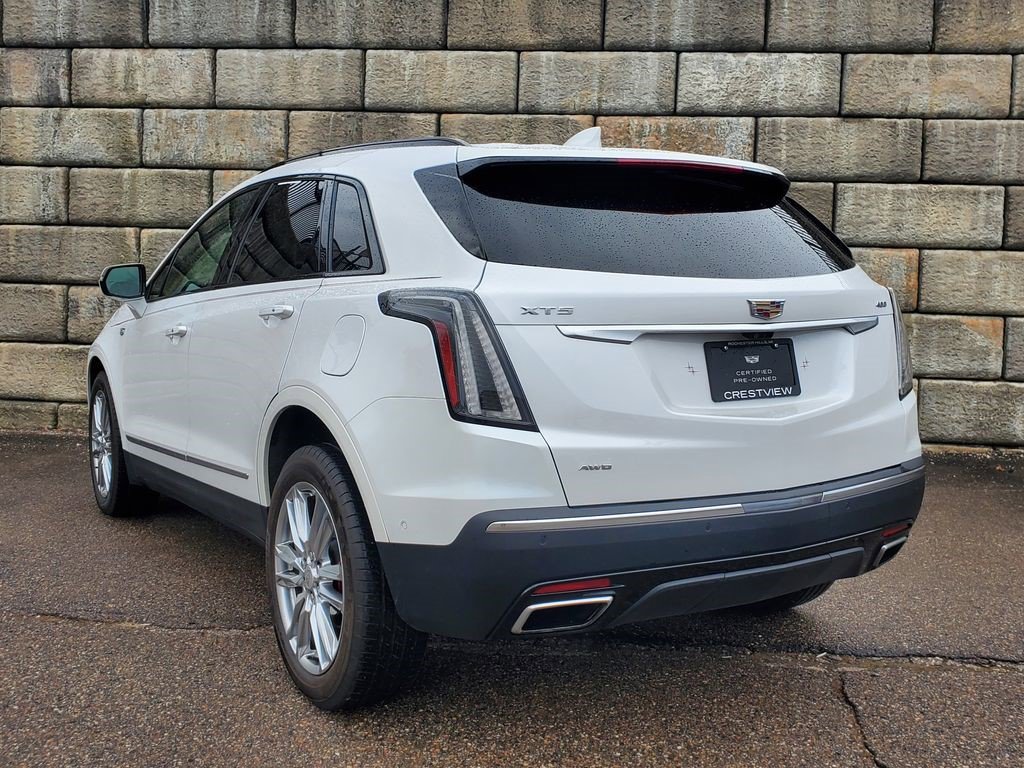 Certified 2023 Cadillac XT5 Sportv w/ Technology Package image 3
