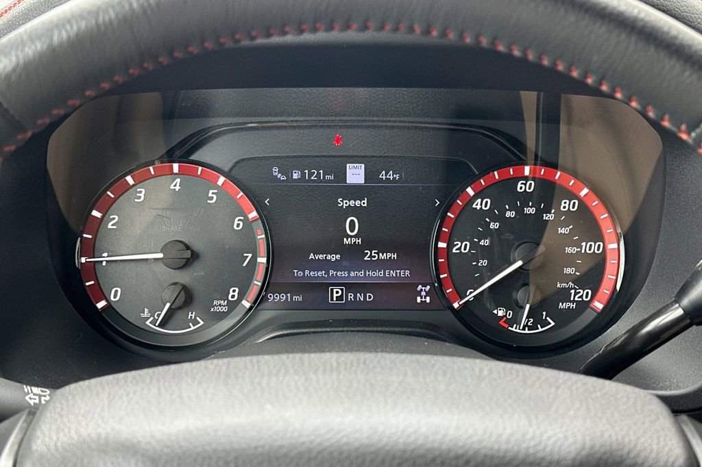 Used 2024 Nissan Titan PRO-4X AWD/4WD image 24