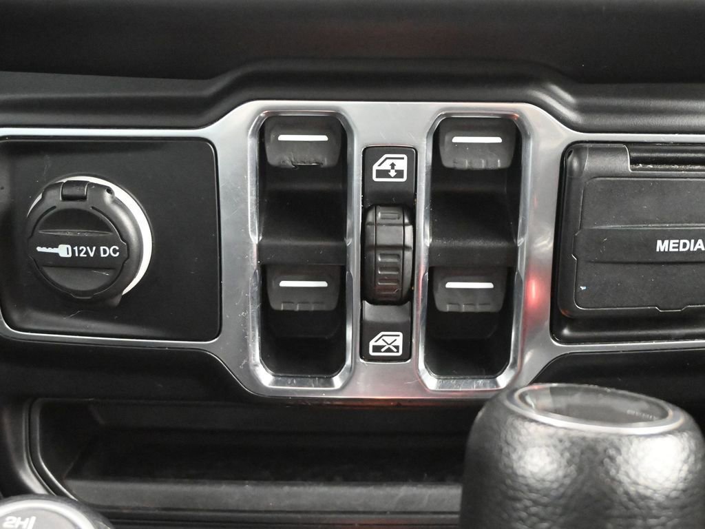 Used 2020 Jeep Wrangler Unlimited Sport S image 31