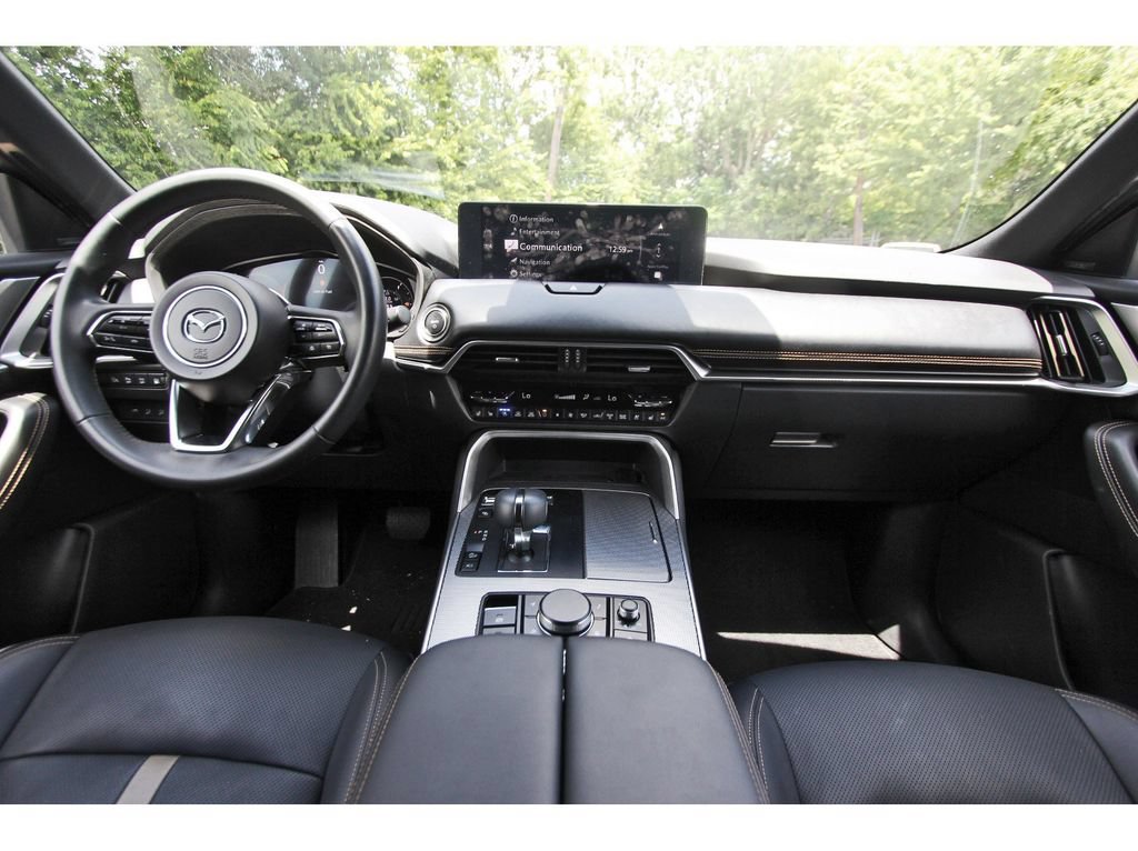 Certified 2025 MAZDA CX-70 Plug-In Hybrid w/ Premium Plus AWD/4WD image 8