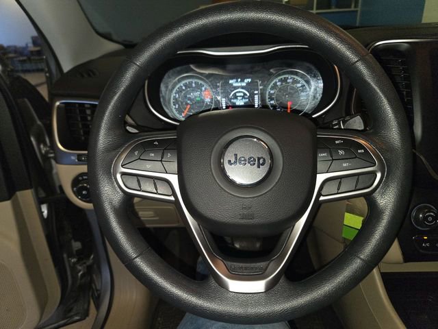 Used 2019 Jeep Cherokee Latitude w/ Popular Appearance Group image 14