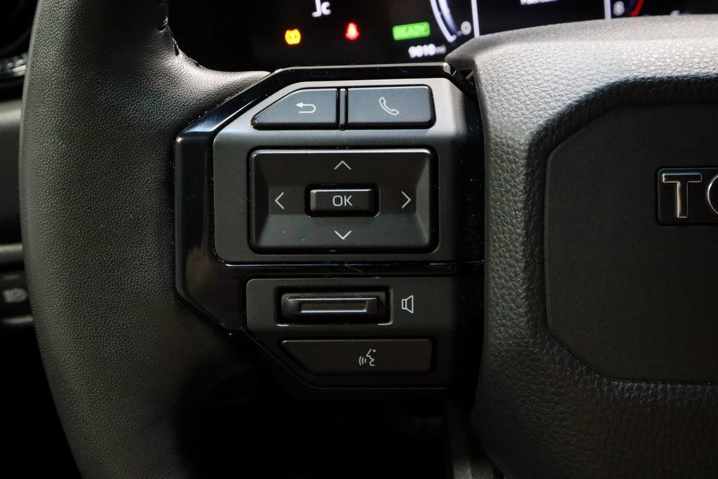 Used 2024 Toyota Land Cruiser image 26